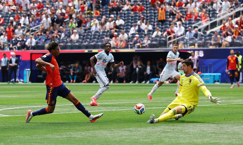 Mikel Merino merayakan kemenangan usai pertandingan yang memastikan Spanyol lolos ke semifinal Piala Dunia FIFA 2026 setelah mengalahkan Belgia pada perempat final di Los Angeles Stadium, Inglewood, California, Amerika Serikat, Jumat (10/7/2026). (IMAGN IMAGES via Reuters/Jessie Alcheh)