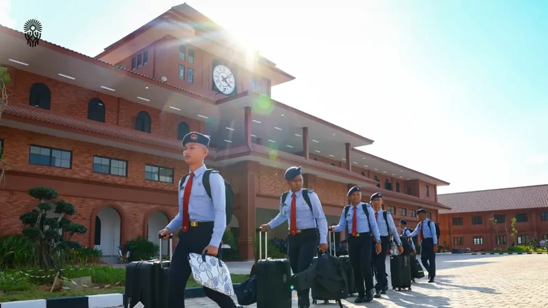 Angkatan pertama SMA Taruna Nusantara Kampus Ibu Kota Nusantara (IKN) mulai tiba di Nusantara pada Kamis (9/7/2026). (Dok. Humas Otorita IKN)