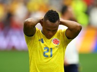 Jaminton Campaz tampak kecewa setelah Kolombia tersingkir dari Piala Dunia FIFA 2026 usai pertandingan babak 16 besar melawan Swiss di BC Place, Vancouver, Kanada, Selasa (7/7/2026). (REUTERS/Albert Gea)