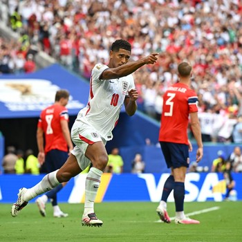 MIAMI GARDENS, FLORIDA - JULY 11: Jude Bellingham #10 of England celebrates scoring his team's first goal during the FIFA World Cup 2026 Quarter Final match between Norway and England at Miami Stadium on July 11, 2026 in Miami Gardens, Florida. (Phot