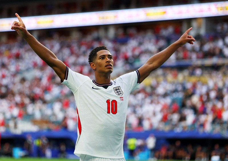 Jude Bellingham merayakan gol kedua Inggris dalam pertandingan perempat final Piala Dunia FIFA 2026 melawan Norwegia di Miami Stadium, Miami Gardens, Florida, Amerika Serikat, Sabtu (11/7/2026). (REUTERS/Mike Segar)