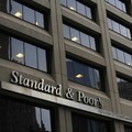 Gedung Standard & Poor's di distrik keuangan New York 5 Februari 2013. (REUTERS / Brendan McDermid/File Foto)