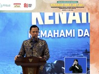 Menteri Koordinator Bidang Infrastruktur dan Pembangunan Kewilayahan, Agus Harimurti Yudhoyono (AHY) dalam acara Dialog Kebijakan Nasional Kenaikan Muka Air Laut di Jakarta, Senin (13/7/2026). (Tangkapan layar youtube Bappenas RI)