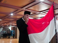 Mitchell Lee Baker resmi menjadi WNI usai mengambil sumpah di Kantor Direktorat Jenderal Administrasi Hukum Umum, Jakarta, Senin (13/7/2026). (Dok. PSSI)