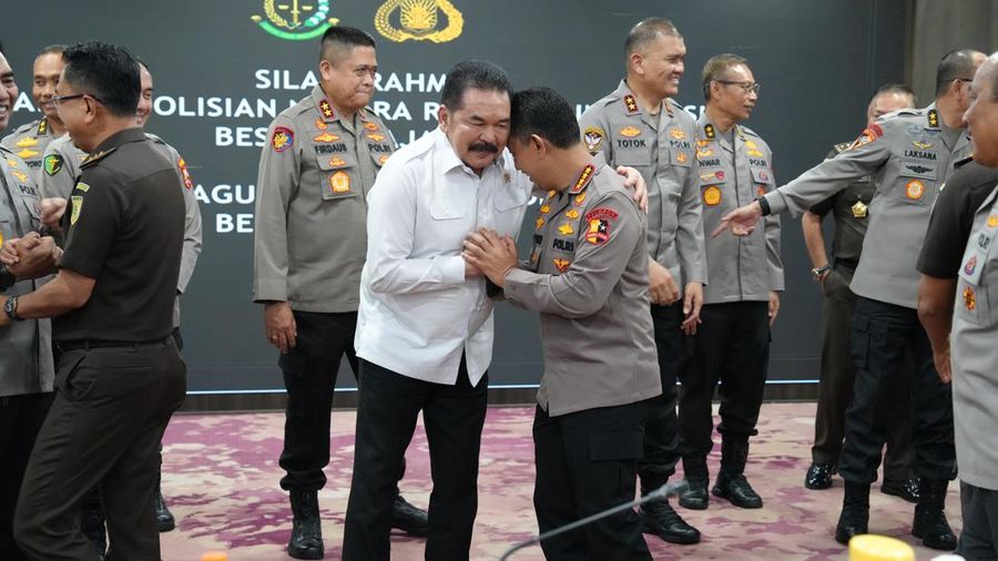 Pertemuan antara Kapolri dan Jaksa Agung di Kantor Kejagung, Jakarta, Senin (13/7/2026). (Dok. Kejagung)