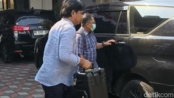 Misteri Isi 3 Koper Hasil Penggeledahan KPK di Kantor Bupati Sukoharjo