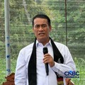 Menteri Pertanian (Mentan) Amran Sulaiman saat meninjau pembibitan kopi di Rimba Raya KM 60, Bener Meriah, Aceh, Selasa (14/7/2026). (CNBC Indonesia/Martyasari Rizky)