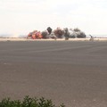 Milisi Houthi di Yaman menembakkan rudal ke Arab Saudi, usai menuduh Saudi mengebom landasan pacu Bandara Internasional Sanaa yang berada di bawah kendali Houthi pada Senin (13/7/2026). (via REUTERS/AL MASIRAH)