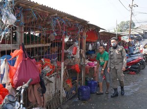 Bikin Macet, PKL dan Parkir Liar di Pasar Citeureup Bogor Ditertibkan