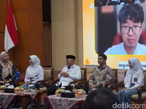 Mendikdasmen Lepas 79 Peserta Olimpiade Internasional: Kalian Pahlawan!