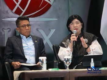 Deputi Gubernur Senior Bank Indonesia, Destry Damayanti saat menyampaikan pemaparan dalam Investment Forum 2026 di Bursa Efek Indonesia (BEI), Jakarta, Rabu (15/7/2026). (CNBC Indonesia/Faisal Rahman)