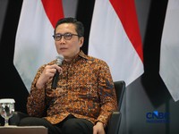 Direktur Utama Bursa Efek Indonesia, Jeffrey Hendrik saat menyampaikan pemaparan dalam Investment Forum 2026 di Bursa Efek Indonesia (BEI), Jakarta, Rabu (15/7/2026). (CNBC Indonesia/Faisal Rahman)