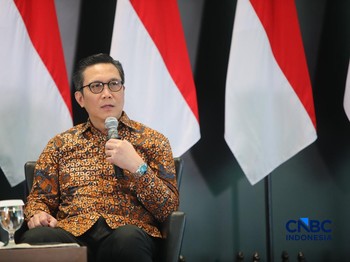 Direktur Utama Bursa Efek Indonesia, Jeffrey Hendrik saat menyampaikan pemaparan dalam Investment Forum 2026 di Bursa Efek Indonesia (BEI), Jakarta, Rabu (15/7/2026). (CNBC Indonesia/Faisal Rahman)