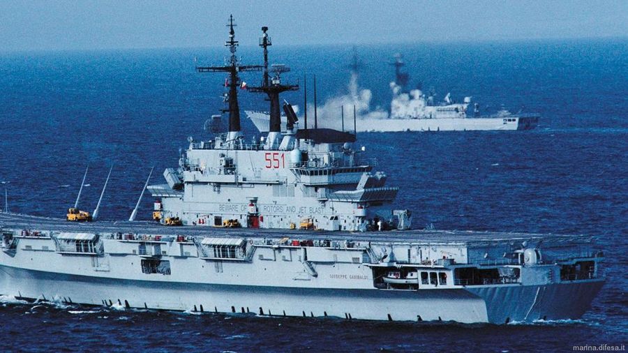 Kapal induk Giuseppe Garibaldi buatan Italia yang akan dipesan Presiden Prabowo Subianto.