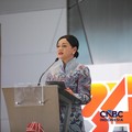 Ketua Dewan Komisioner Otoritas Jasa Keuangan, Friderica Widyasari Dewi saat menyampaikan pemaparan dalam Investment Forum 2026 di Bursa Efek Indonesia (BEI), Jakarta, Rabu (15/7/2026). (CNBC Indonesia/Faisal Rahman)