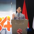 Ketua Dewan Komisioner Otoritas Jasa Keuangan, Friderica Widyasari Dewi saat menyampaikan pemaparan dalam Investment Forum 2026 di Bursa Efek Indonesia (BEI), Jakarta, Rabu (15/7/2026). (CNBC Indonesia/Faisal Rahman)