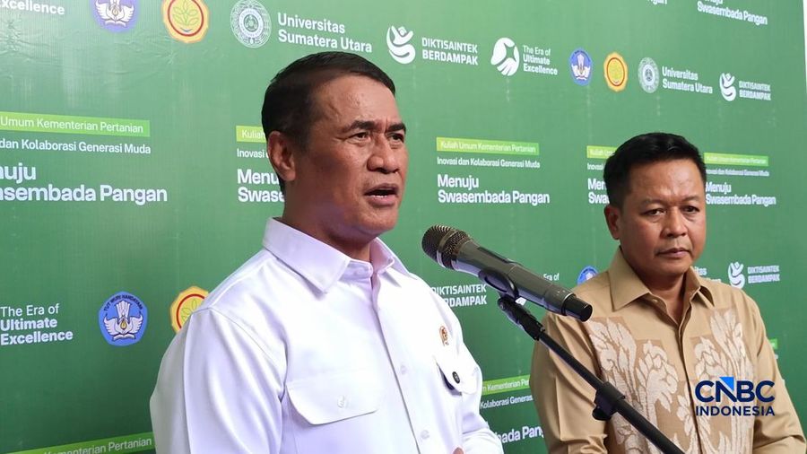 Menteri Pertanian (Mentan) Amran Sulaiman saat ditemui usai memberikan kuliah umum di Universitas Sumatra Utara (USU), Medan, Rabu (15/7/2026). (CNBC Indonesia/Martyasari Rizky)
