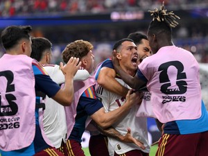 Prancis Vs Spanyol: Tembok Kukuh Lini Belakang La Furia Roja