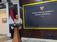 Menteri Investasi dan Hilirisasi/Kepala BKPM sekaligus CEO Danantara Indonesia, Rosan Roeslani saat menyampaikan pemaparan dalam Konferensi Pers Realisasi Investasi Kuartal II-2026, di Kantor Presiden, Kompleks Istana Kepresidenan, Jakarta, Kamis (16