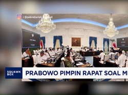 Prabowo Pimpin Rapat Soal MBG-Kopdes
