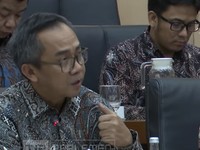 Wakil Direktur Utama PT Pertamina Patra Niaga Taufik Aditiyawarman saat rapat dengan Komisi XII DPR RI. (Tangkapan layar youtube TV Parlemen)