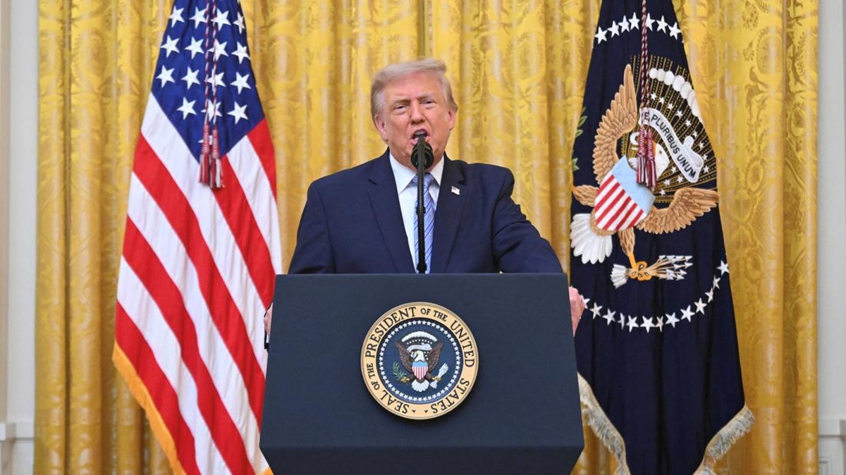 Trump Ngamuk Saat Nonton Piala Dunia, Putuskan Serang Iran Lagi
