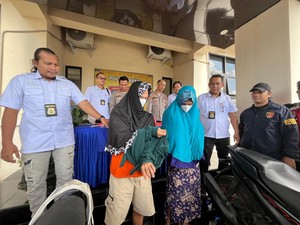 2 Pria di Palembang Bobol Rumah Tetangga Nyamar Jadi Wanita Pakai Daster-Hijab