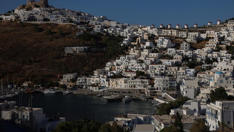 Tujuh pulau Yunani di Laut Aegean telah menetapkan status darurat akibat kekeringan pada tahun ini, Senin (13/7/2026). (REUTERS/Louisa Gouliamaki)
