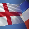 Kolase bendera Inggris dan Prancis. (REUTERS/Manon Cruz)