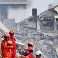 Longsor menerjang Kabupaten Otonom Pengshui Miao dan Tujia di Chongqing, China, pada Jumat (17/7/2026) pagi. (VIA REUTERS/cnsphoto)