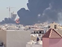Konflik bersenjata di kawasan Timur Tengah kembali meluas setelah Iran melancarkan serangan rudal dan drone ke Kuwait pada Sabtu waktu setempat, Sabtu (18/7/2026). (Social Media via REUTERS/Social Media)