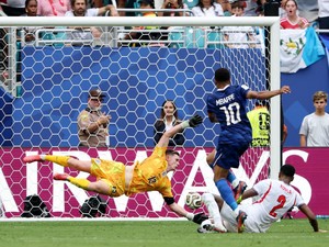 Prancis Vs Inggris Seru Banget, Banjir Gol!