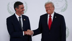 Video Momen Trump Satu Tribun dengan PM Spanyol Nonton Final Piala Dunia