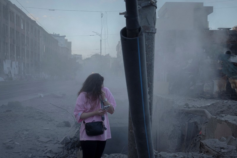 Rusia melancarkan rentetan serangan rudal balistik ke Ibu kota Kyiv di Ukraina pada Minggu (19/7). (REUTERS/Stringer)