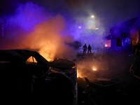 Rusia melancarkan rentetan serangan rudal balistik ke Ibu kota Kyiv di Ukraina pada Minggu (19/7/2026). (REUTERS/Anatolii Stepanov)
