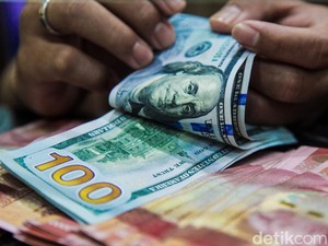 US Dollar Breaches IDR 18,000 Mark Again