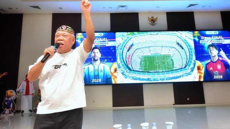 Kepala Otorita Ibu Kota Nusantara Basuki Hadimuljono melakukan nonton bareng final Piala Dunia 2026 bersama keluarga besar Otorita Ibu Kota Nusantara. di Nusantara, Kalimantan Timur, Senin (20/7/2026). (Instagram/basukihadimuljono)