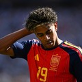Lamine Yamal bereaksi dalam pertandingan final Piala Dunia FIFA 2026 antara Spanyol dan Argentina di New York/New Jersey Stadium, East Rutherford, New Jersey, Amerika Serikat, Minggu (19/7/2026). (REUTERS/Dylan Martinez)