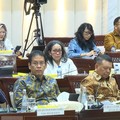 Menteri Keuangan (Menkeu), Purbaya Yudhi Sadewa saat mengikuti rapat kerja dengan Komisi XI DPR RI di Komplek Parlemen, Jakarta, Senin (20/7/2026). (Tangkapan Layar Youtube/DPR RI)