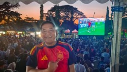 Momen Seru Pangdam Hasanuddin Nobar Piala Dunia dengan Ribuan Warga Makassar
