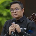 Direktur Jenderal Pajak, Bimo Wijayanto saat menyampaikan pemaparan dalam konferensi pers APBN KiTa Edisi Juli 2026 di kantor pusat Kementerian Keuangan, Jakarta Pusat, Selasa (21/7/2026). (CNBC Indonesia/Muhammad Sabki)