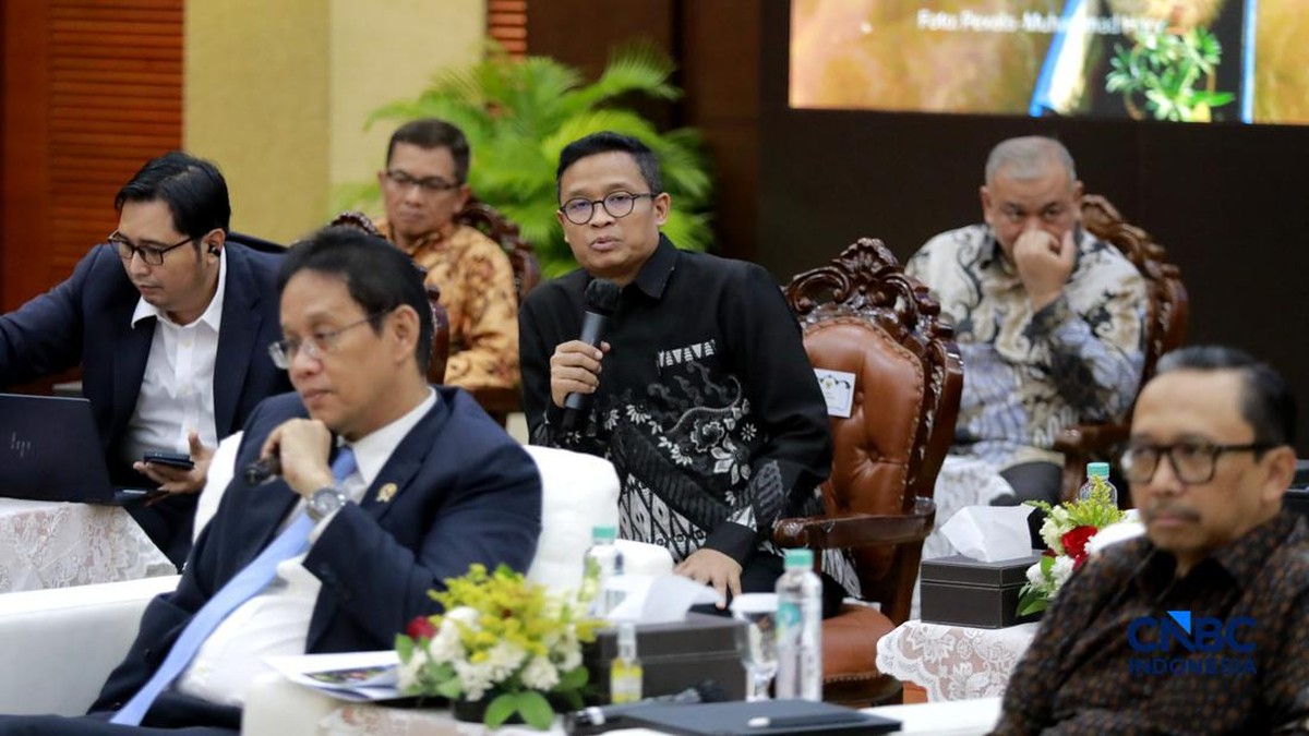 Bos Pajak dan Bea Cukai Usul Perombakan Pegawai era Purbaya Dibatalkan