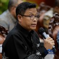 Direktur Jenderal Pajak, Bimo Wijayanto saat menyampaikan pemaparan dalam konferensi pers APBN KiTa Edisi Juli 2026 di kantor pusat Kementerian Keuangan, Jakarta Pusat, Selasa (21/7/2026). (CNBC Indonesia/Muhammad Sabki)