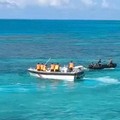 Kapal Penjaga Pantai Tiongkok dan Angkatan Laut Filipina saat terjadi bentrokan di Second Thomas Shoal di Laut Cina Selatan pada 20 Juli 2026, (via REUTERS/Jay Tarriela via X)