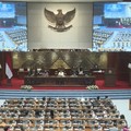Ketua DPR RI, Puan Maharani saat dalam Rapat Paripurna DPR RI ke-26 Masa Persidangan V Tahun Sidang 20252026 di Komplek Parlemen, Jakarta, Selasa (21/7/2026). (Tangkapan Layar Youtube/DPR RI)