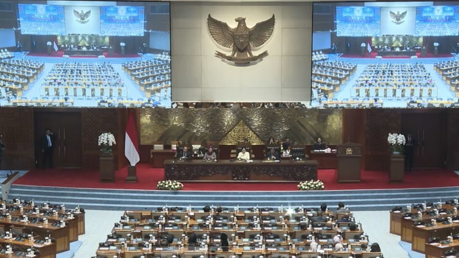 Ketua DPR RI, Puan Maharani saat dalam Rapat Paripurna DPR RI ke-26 Masa Persidangan V Tahun Sidang 20252026 di Komplek Parlemen, Jakarta, Selasa (21/7/2026). (Tangkapan Layar Youtube/DPR RI)