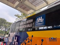 Peresmian uji coba bus hidrogen, dalam acara Global Hydrogen Ecosystem Summit (GHES) 2026, di JCC, Jakarta. Selasa (21/7/2026). (CNBC Indonesia/Firda Dwi Muliawati)