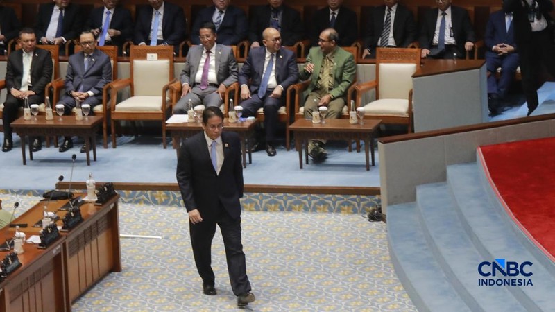 Rapat Paripurna DPR RI Ke-26 Masa Persidangan V Tahun Sidang 2025–2026 secara resmi telah mengesahkan Rancangan Undang-Undang tentang Pusat Finansial Internasional Indonesia (RUU PFII) menjadi Undang-Undang, Jakarta, Selasa, (21/7/2026).