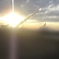 Sebuah rudal Iran diluncurkan ke lokasi yang tidak diketahui dalam gambar yang dirilis pada Selasa (21/7/2026). (Tangkapan Layar Video/REUTERS)