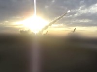 Sebuah rudal Iran diluncurkan ke lokasi yang tidak diketahui dalam gambar yang dirilis pada Selasa (21/7/2026). (Tangkapan Layar Video/REUTERS)